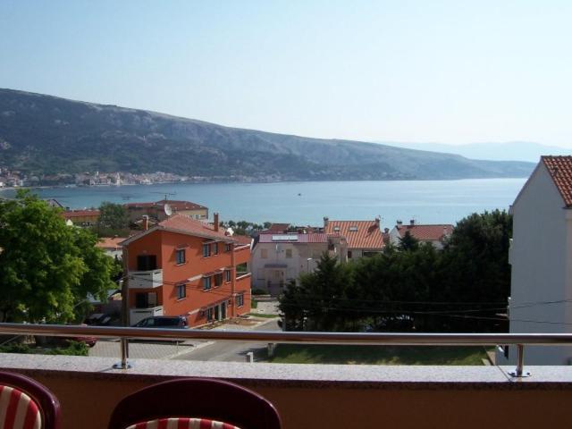 Ara-Aradi Apartment Baška Екстериор снимка